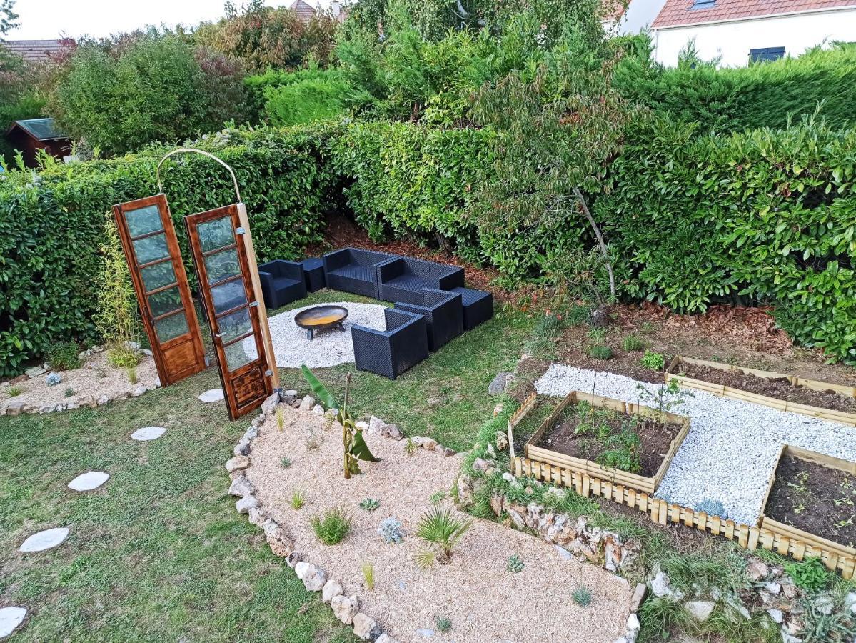 La Taniere Aux Loups Villa Montevrain Ngoại thất bức ảnh