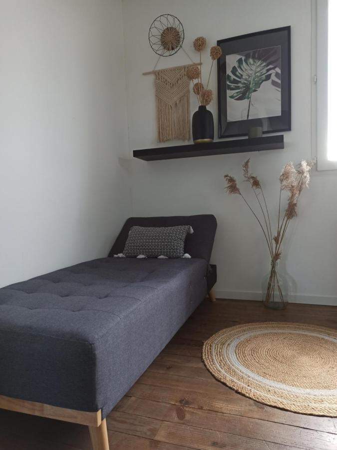 La Taniere Aux Loups Villa Montevrain Ngoại thất bức ảnh